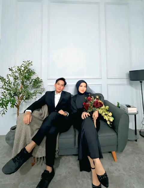 Foto sampul undangan Shofi & Adam