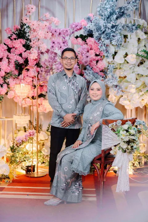 Foto sampul undangan Nurul & Robi