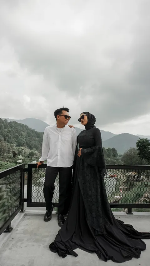 Foto sampul undangan Rizal & Dini