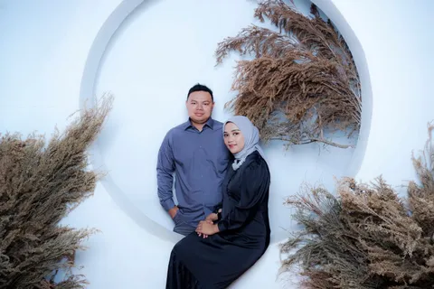 Foto sampul undangan Hasim & Tias