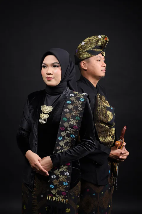 Foto sampul undangan Nurul & Zulkarnain