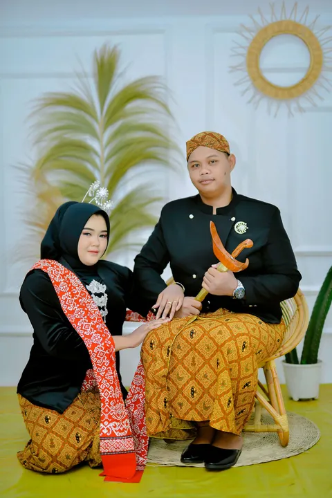 Foto sampul undangan Rinaldy & Fitria