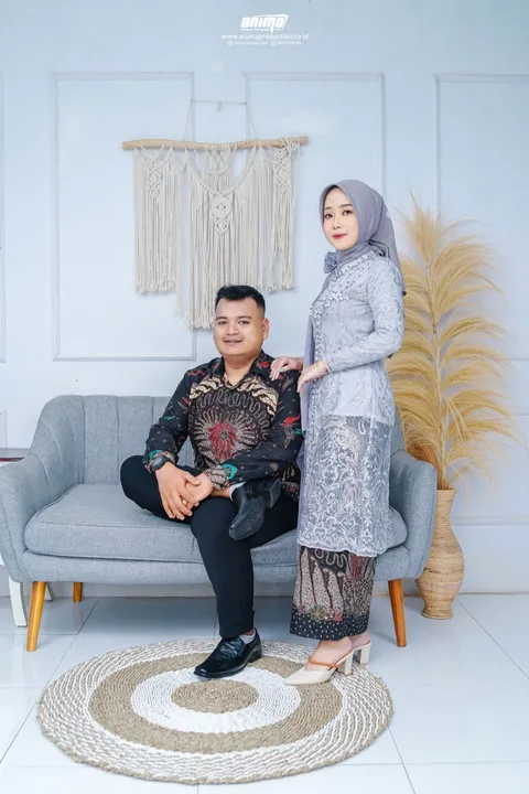 Foto sampul undangan Putri & Reza
