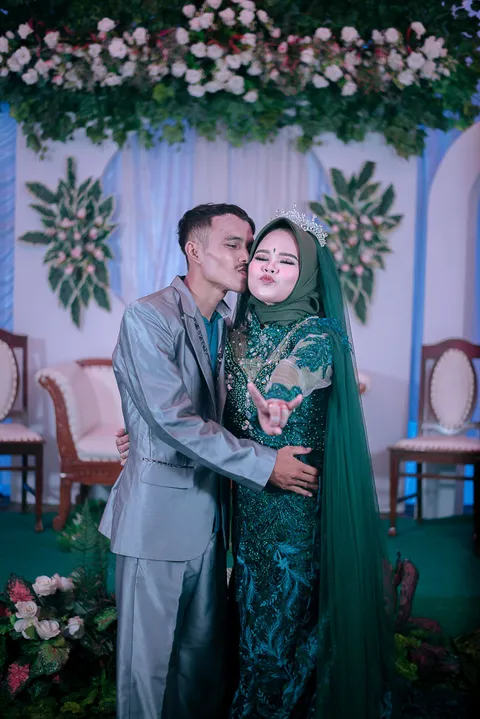 Foto sampul undangan Silvia Intan Fransiska & Tatang