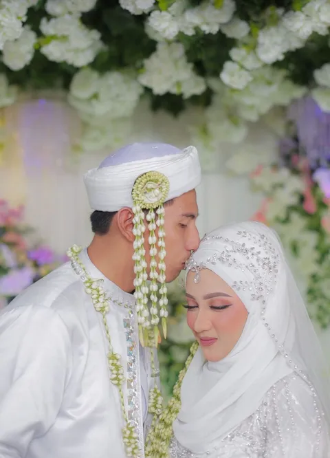 Foto sampul undangan Madinatul Munawwarah & Ahmad Hambali