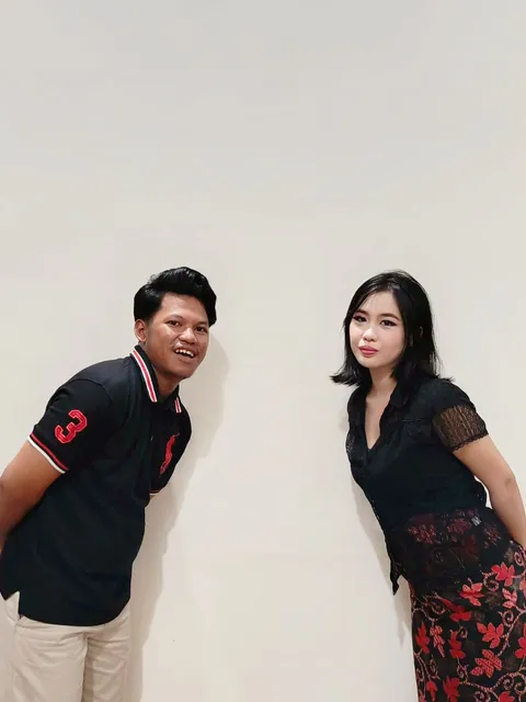Foto sampul undangan Achmad Nur Akhierin & Fibi Isana Sari