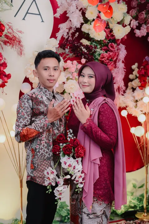 Foto sampul undangan Aldi & Thata