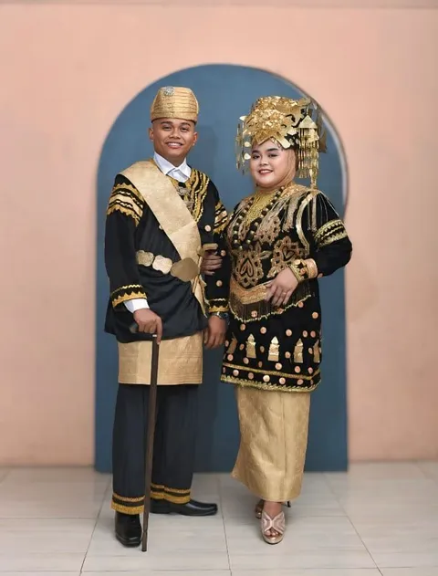 Foto sampul undangan Fira & Helmi
