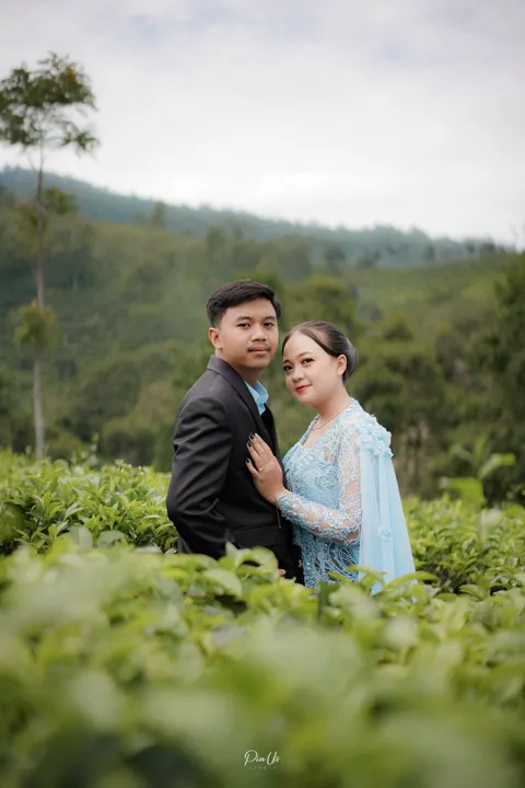 Foto sampul undangan Dani & Dewi