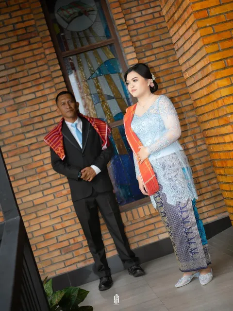 Foto sampul undangan Claudya & Atofona