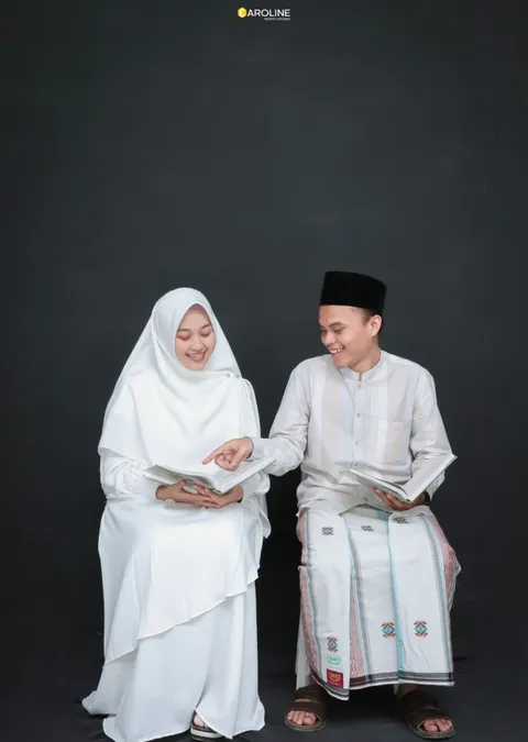 Foto sampul undangan Popy & Alif