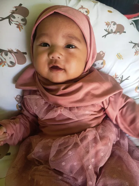 Foto sampul undangan Aqiqah Hadriana Qamela Isdar
