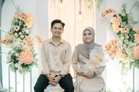 Foto sampul undangan Marcus & Jane