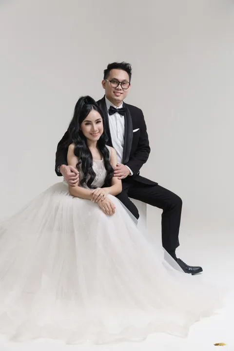 Foto sampul undangan Florencia & Edward