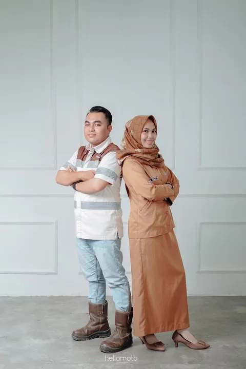 Foto sampul undangan Rt & Ir
