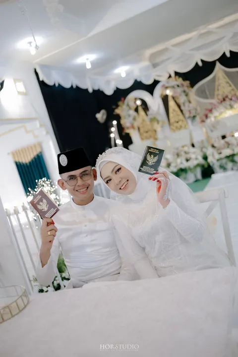 Foto sampul undangan Erlita & Tata