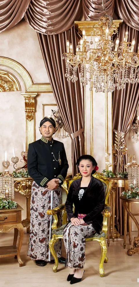 Foto sampul undangan Budi & Sulis