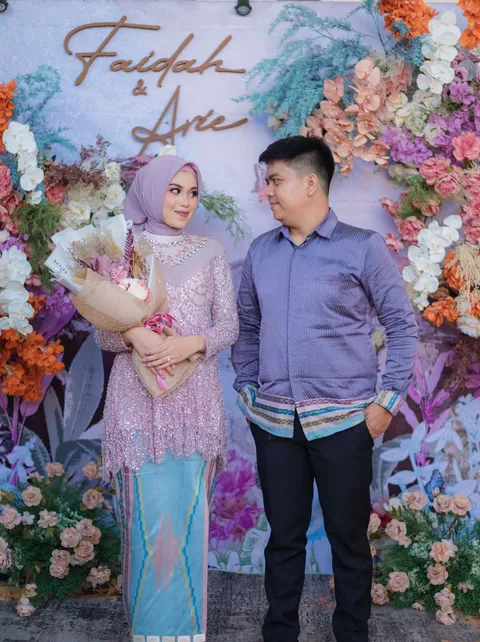 Foto sampul undangan Faidah & Arie