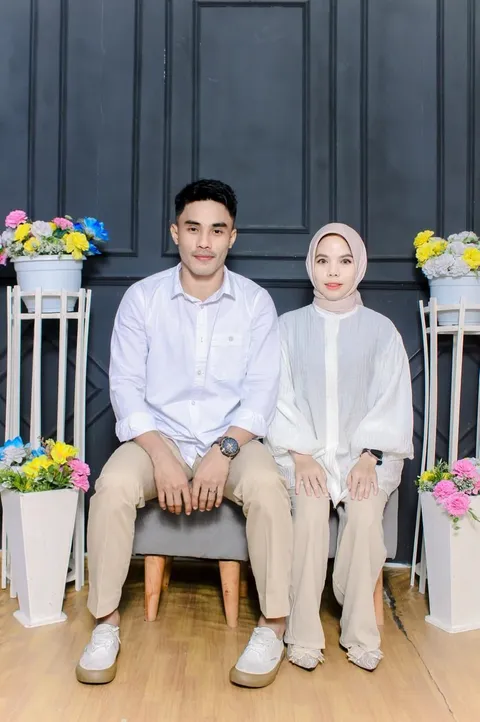 Foto sampul undangan Hendro & Risma