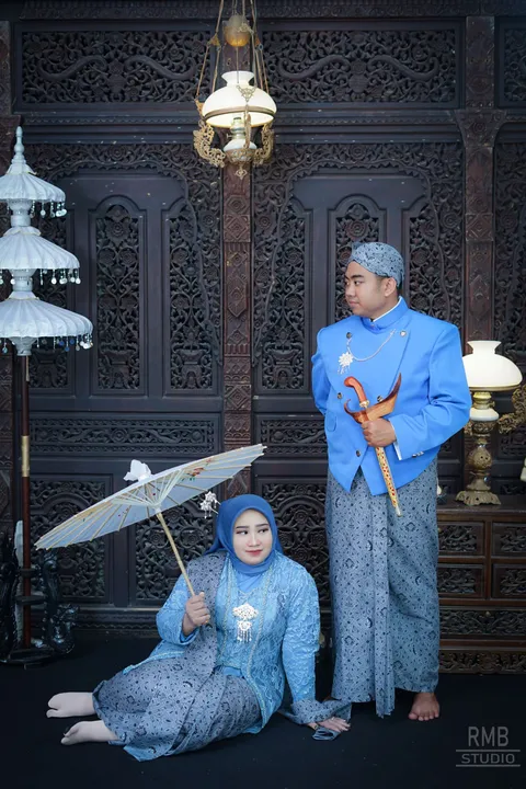 Foto sampul undangan Nadia Rahma V & Ayik Bela Saputra