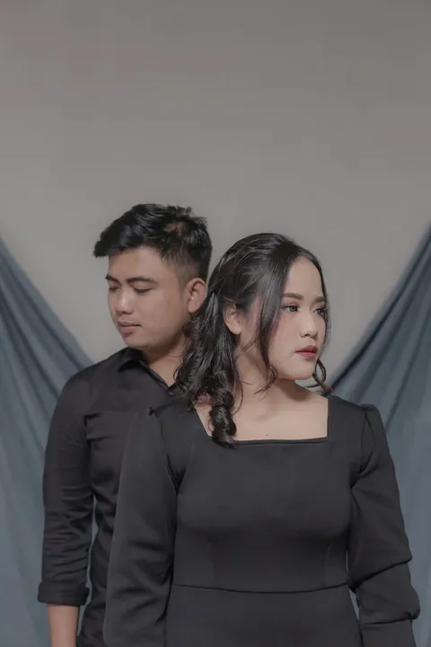 Foto sampul undangan Irul & Titan