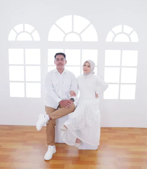 Foto sampul undangan Iki & Wiwin