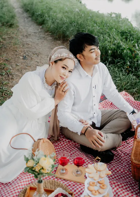 Foto sampul undangan Irsan & Riska