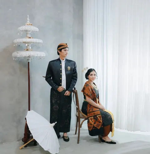 Foto sampul undangan Teguh & Vina