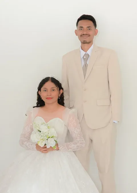 Foto sampul undangan In & Diky