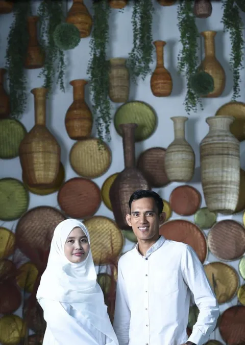 Foto sampul undangan Dama & Hasan