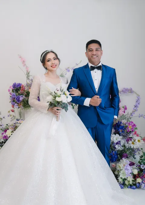 Foto sampul undangan Iken & Ivin