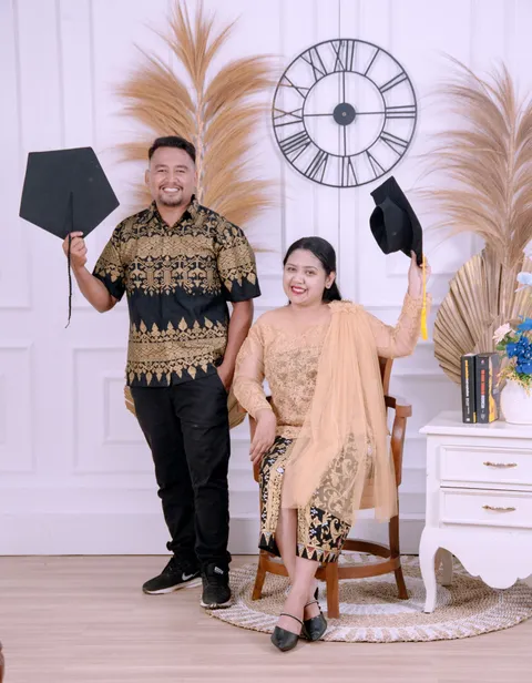 Foto sampul undangan Rani & Saryot