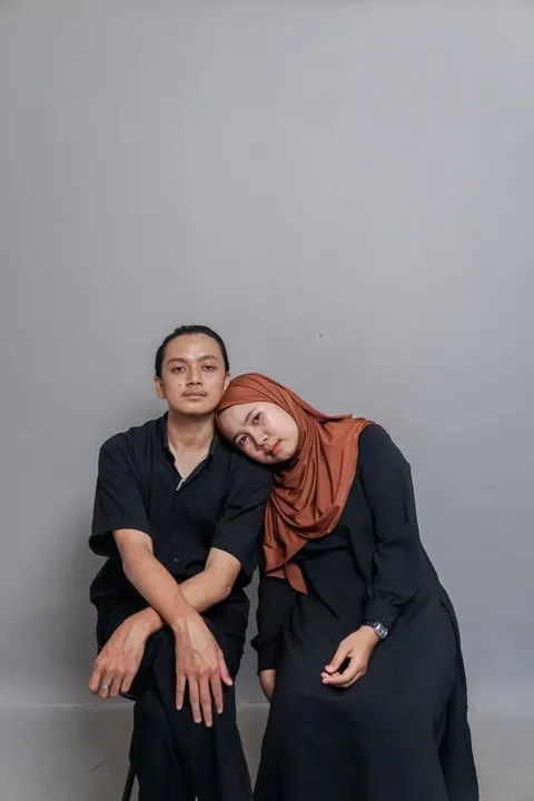 Foto sampul undangan Vika & Rian