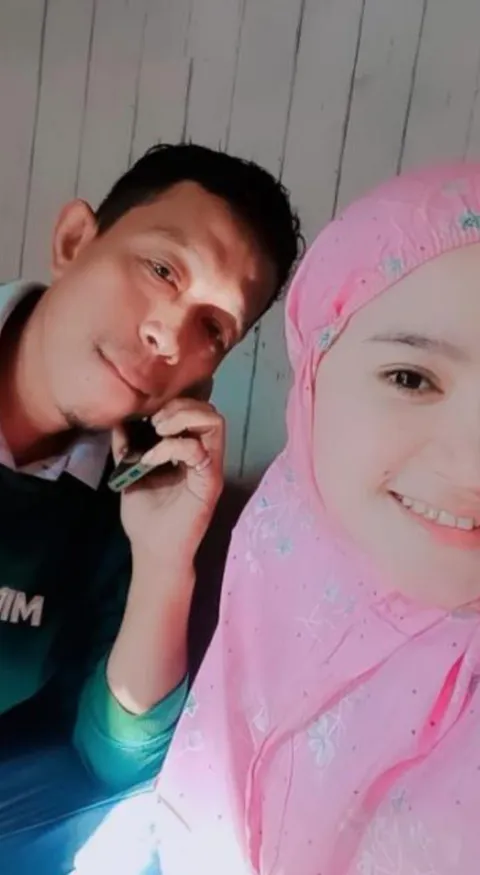 Foto sampul undangan Lusi & Ricky
