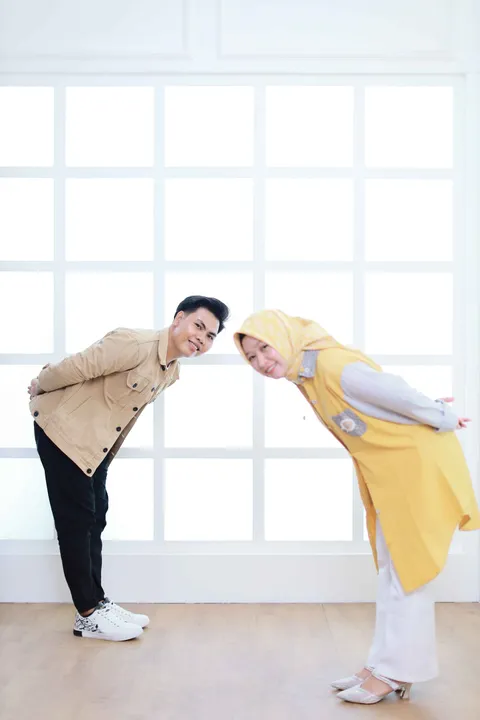Foto sampul undangan Linda & Ari
