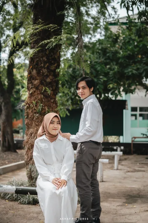 Foto sampul undangan Iki & Inten