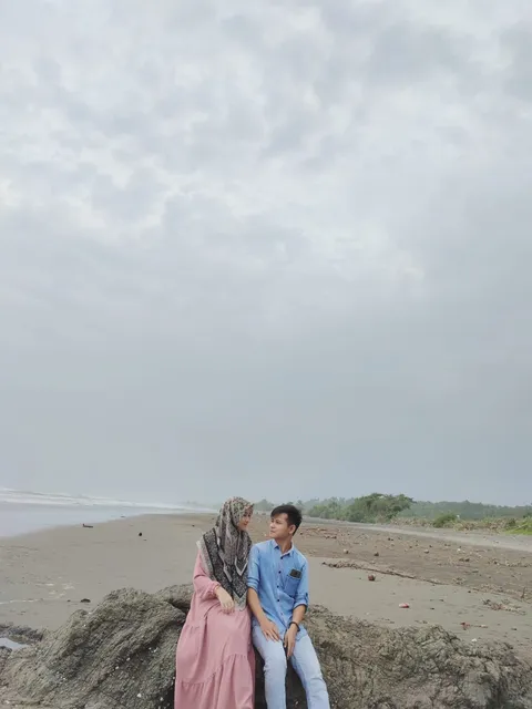 Foto sampul undangan Silvi & Akbar