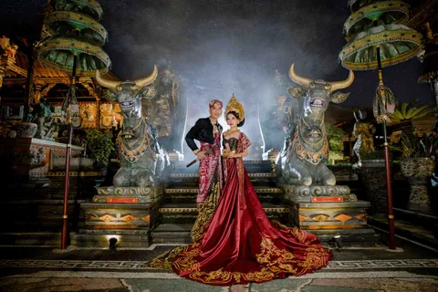 Foto sampul undangan May & Andi