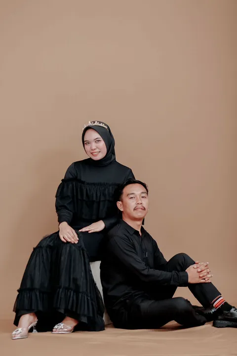 Foto sampul undangan Illa & Rifal