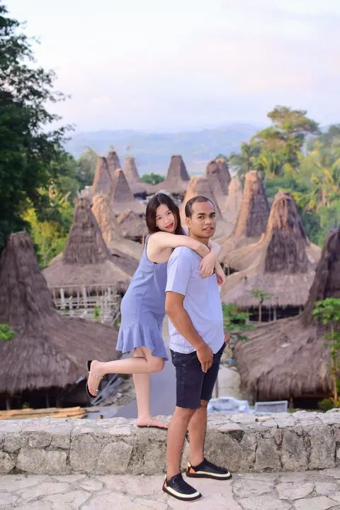 Foto sampul undangan Lea Anugrah Wuisan & Carlos Striceland Tedju Sst