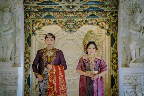 Foto sampul undangan Tesyana & Alit
