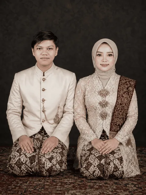 Foto sampul undangan Erwin & Lina