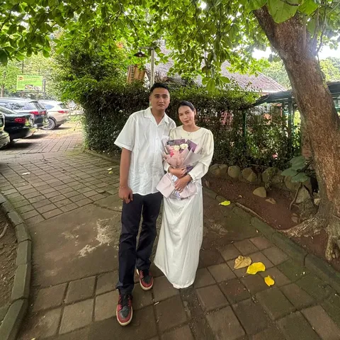Foto sampul undangan Robby & Firda