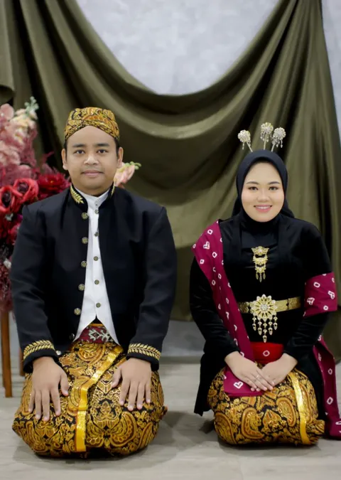 Foto sampul undangan Achmad Siswo & Idha Faridah