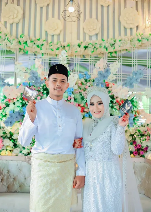 Foto sampul undangan Ema & Harist