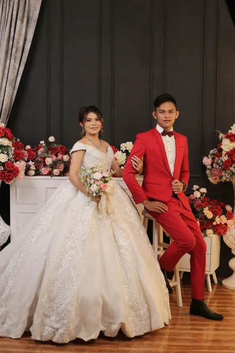 Foto sampul undangan Chita & Valen