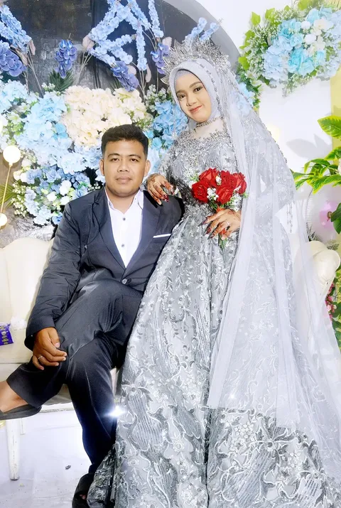 Foto sampul undangan Ridlwan & Hisbia