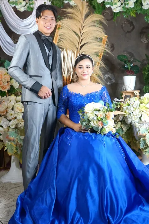 Foto sampul undangan Stefani & Christovel
