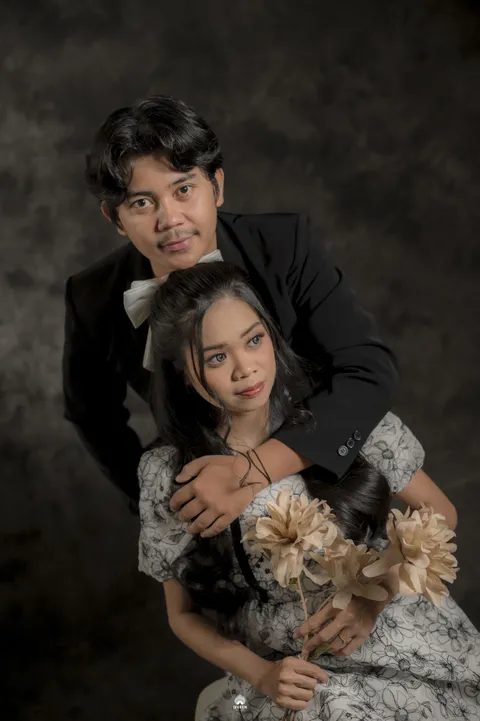 Foto sampul undangan Dwi & Elsa