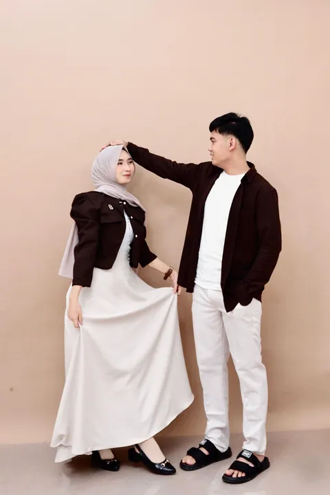 Foto sampul undangan Fadil & Nabila